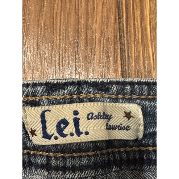VINTAGE Y2K Lei Ashley Lowrise Micro Denim Jean Shorts Size 9 Distressed Cut Off - Picture 5 of 6